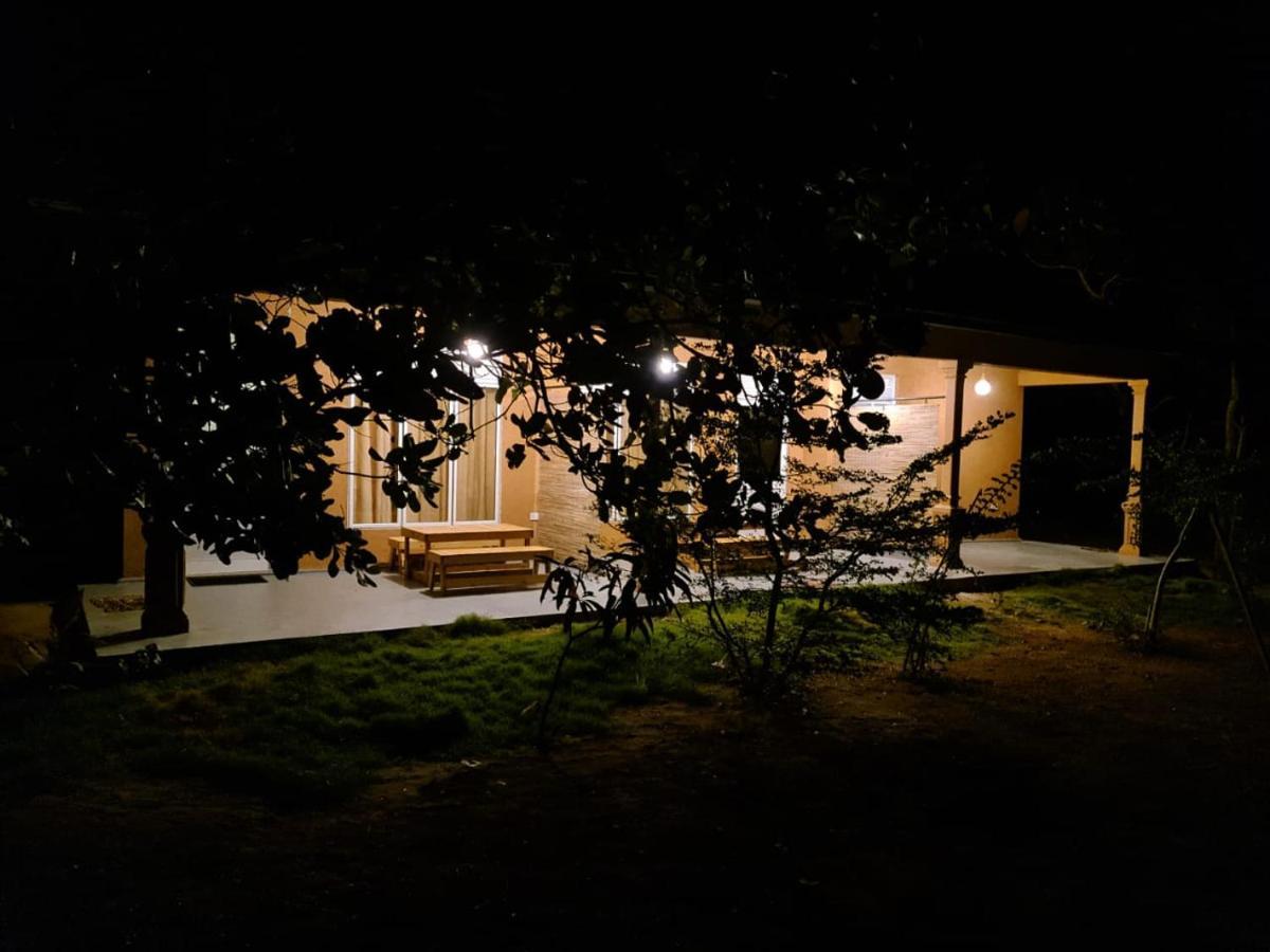 Отель Wilpattu Wildhideaway Galkadawala Экстерьер фото