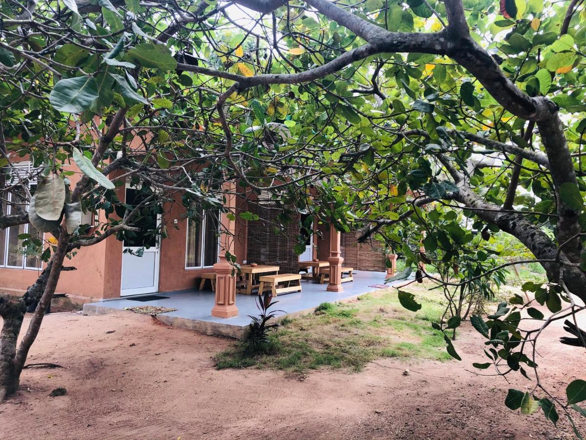 Отель Wilpattu Wildhideaway Galkadawala Экстерьер фото